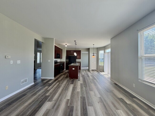 Building Photo - 367 Bertram Dr