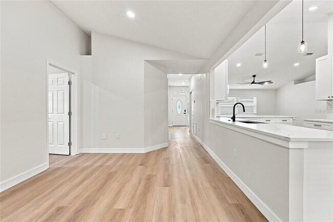 Building Photo - 2405 Appaloosa Cir