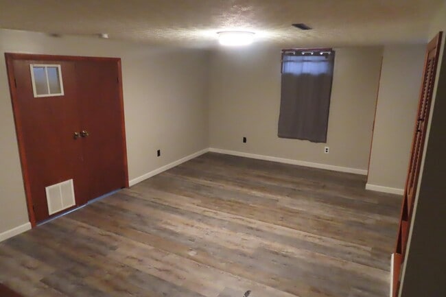 Building Photo - 4500 Keeler Dr