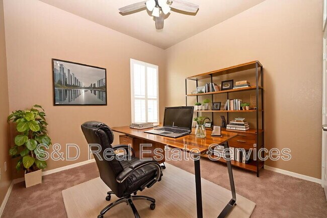 Building Photo - 2618 High Ridge Dr