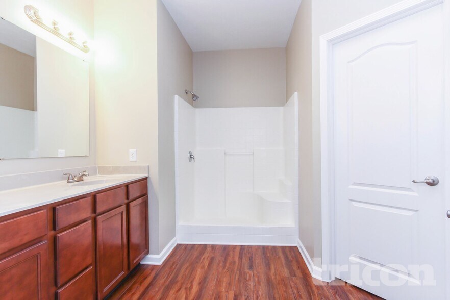 Building Photo - 5609 Lipizzan Ln