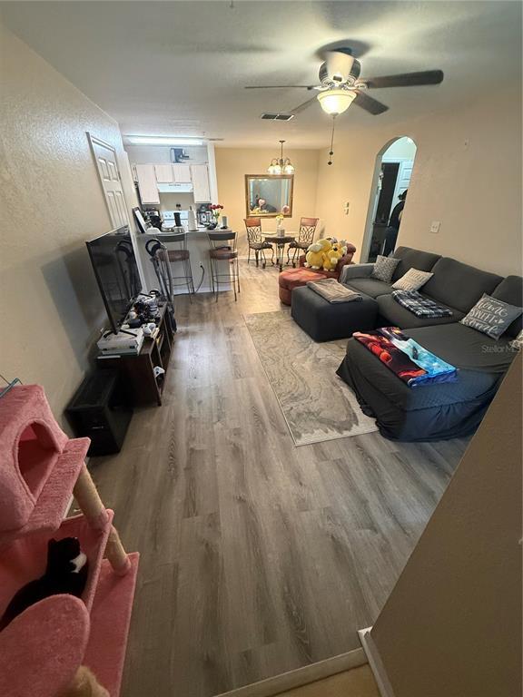 Building Photo - 8911 Manor Loop