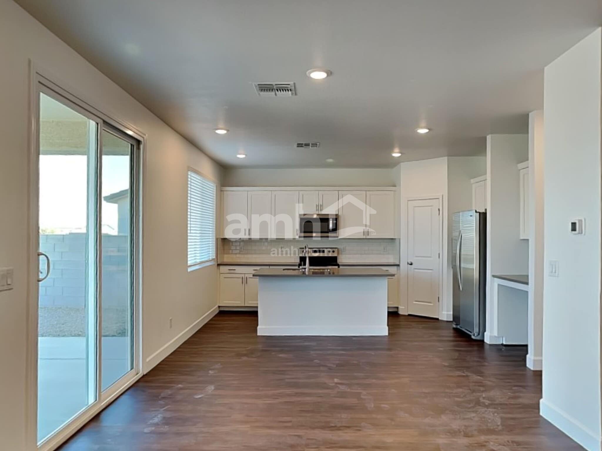Building Photo - 8887 N 171st Dr
