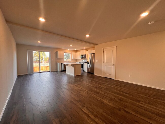 Building Photo - MOVE IN SPECIAL!  Brand New Curtin Creek T...