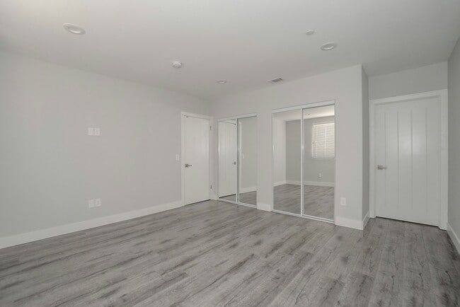 Building Photo - 3915 Brighton Ave