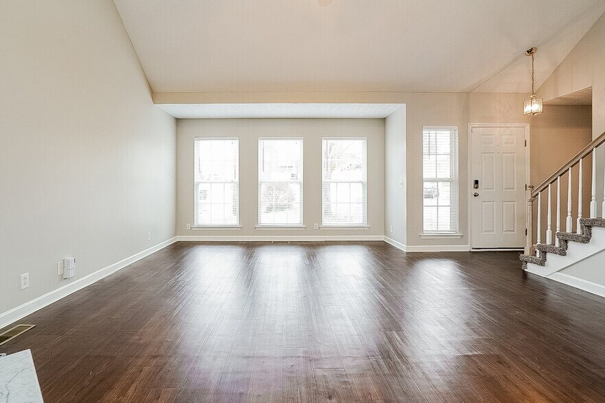 Building Photo - 103 Rockton Ct