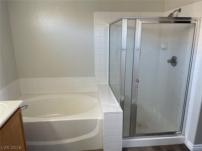 Building Photo - 951 Cantabria Heights Ave