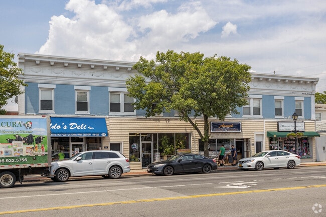 Building Photo - Amitville Flats