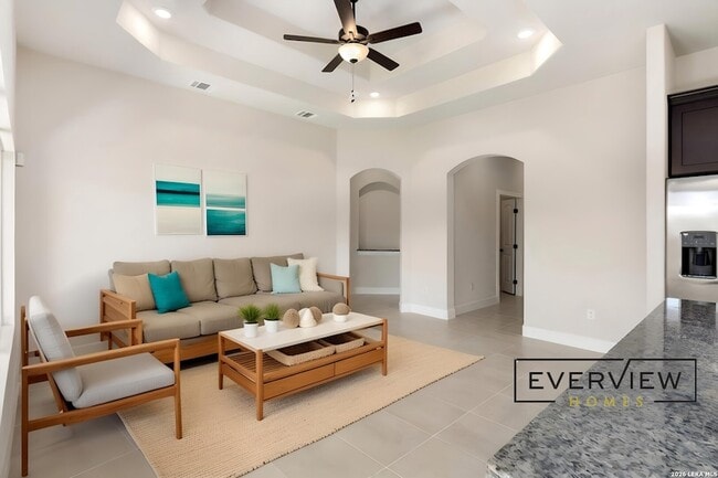 Building Photo - 405 Park Cir