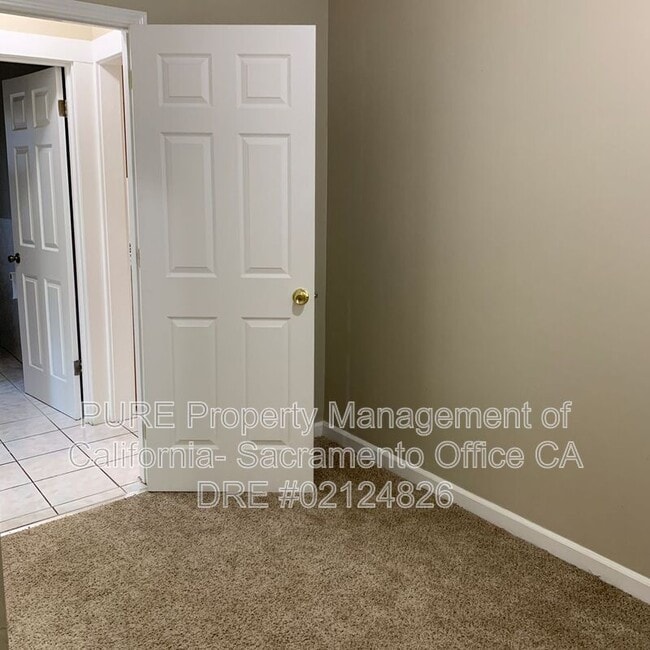 Building Photo - 1410 1/2 19th St