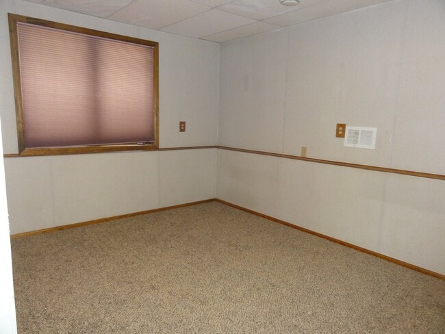 Building Photo - 12345 Bear Haven Rd