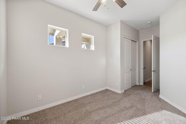 Building Photo - 6548 E Bay Point Way