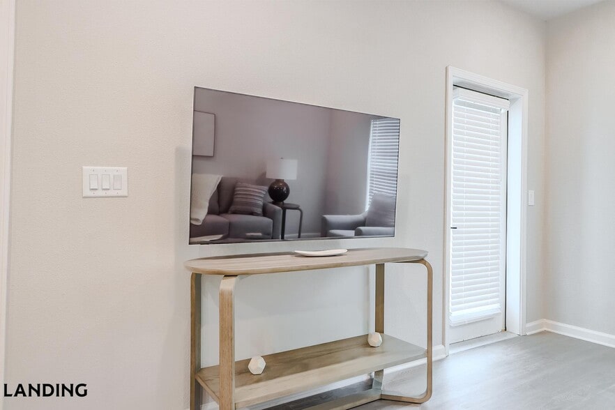 Building Photo - 1650 Harris Hill Rd