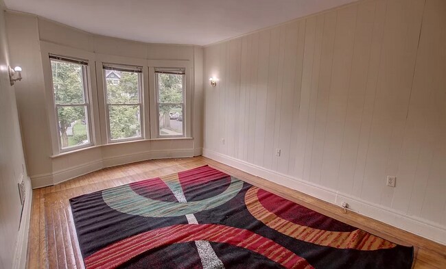 Building Photo - 79 Meech Ave