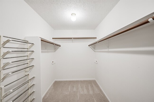 Building Photo - 3342 Bluebonnet Meadows Ln