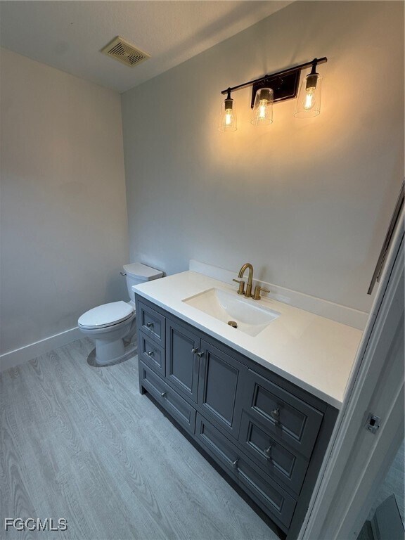 Building Photo - 3335 Everglades Blvd S