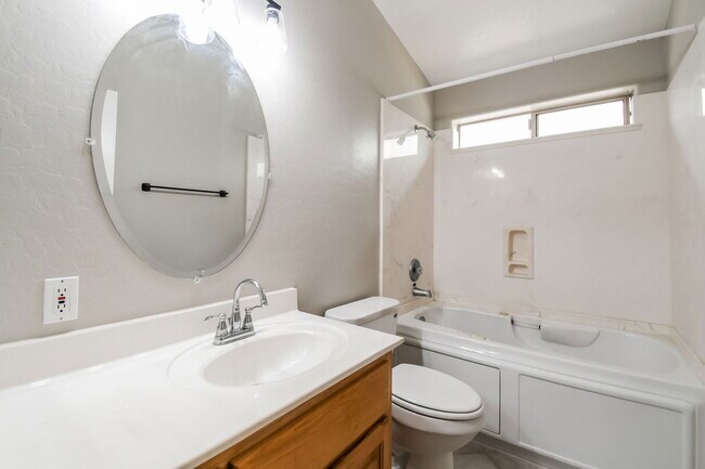 Building Photo - 6152 S Hidden Hill