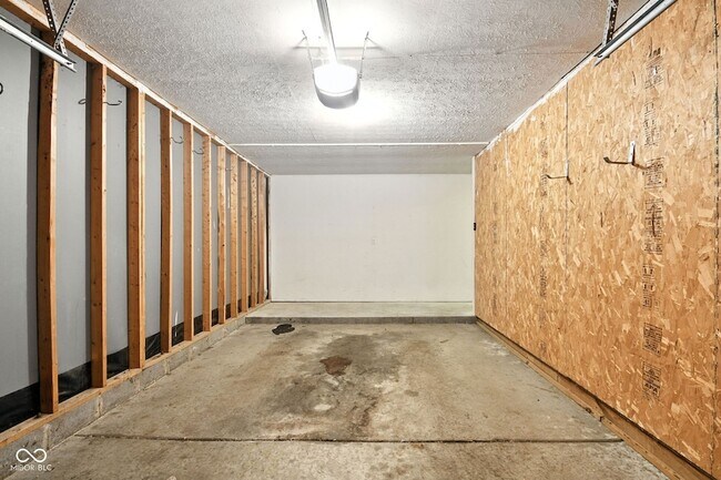 Building Photo - 12598 Tennyson Ln
