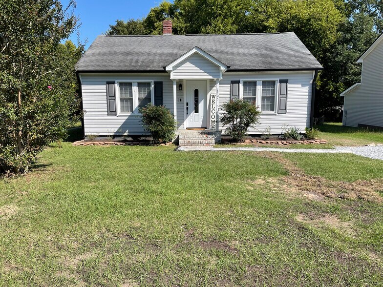Primary Photo - 1305 S 10th St