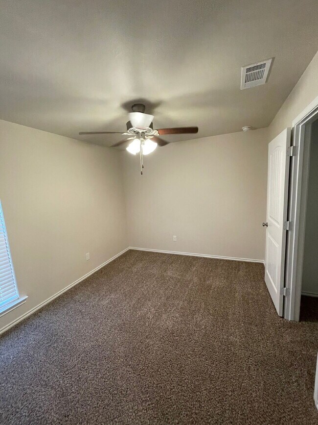 Building Photo - Beautiful Home Located In Upland Heights D...