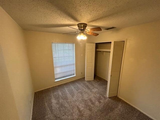 Building Photo - 3513 Wildwood Cir