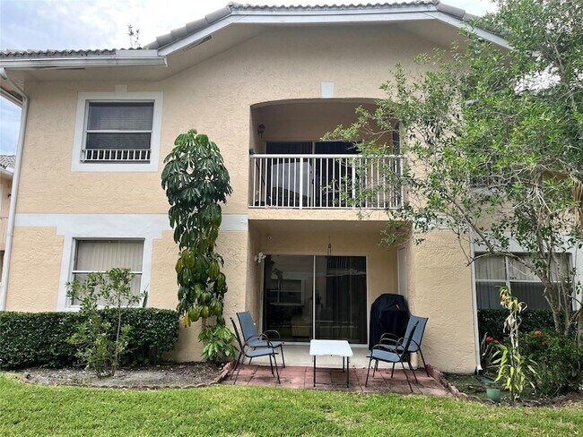 Building Photo - 12069 Royal Palm Blvd