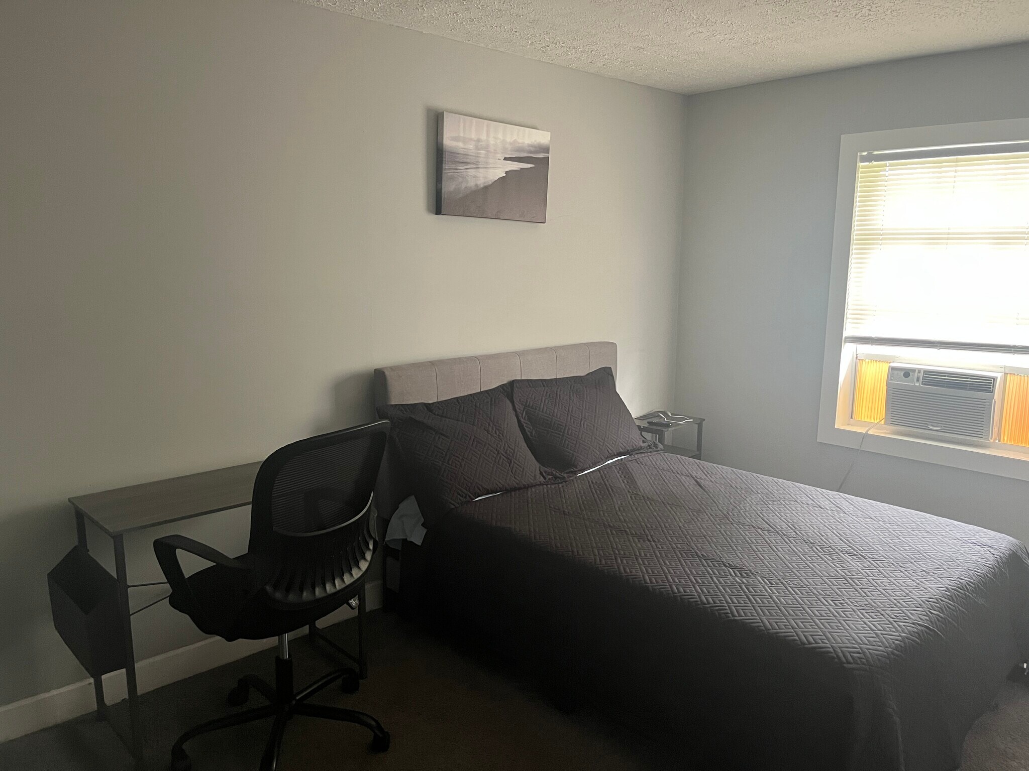 Building Photo - 645 Eastern Ave