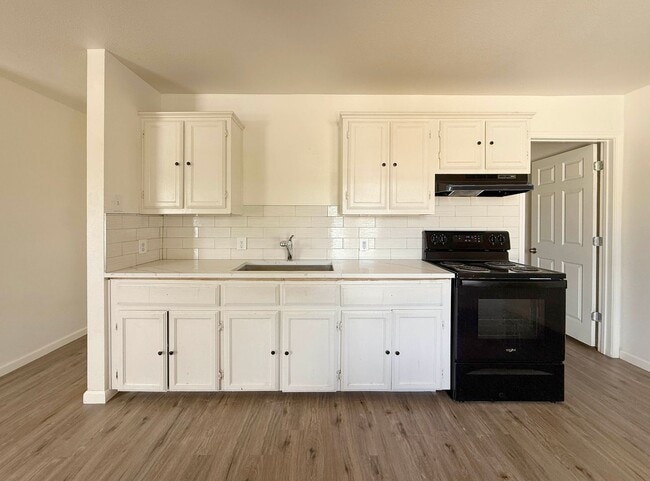 Building Photo - Sky Harbor 3 Bdrm 1 Bath Home