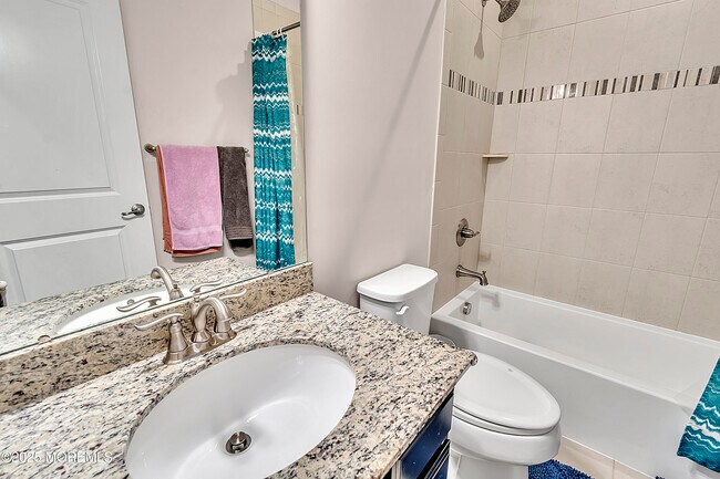 Building Photo - 605 Bayside Ct