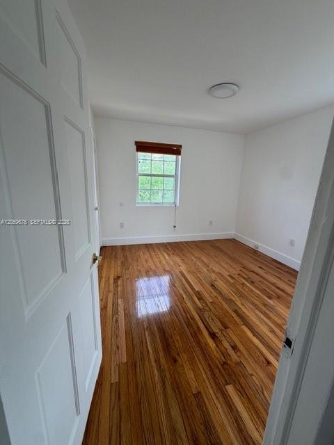 Building Photo - 15 Sidonia Ave