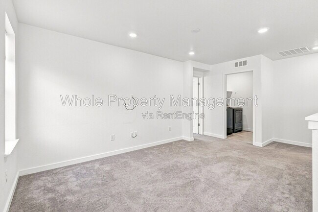 Building Photo - 9530 Sedalia St