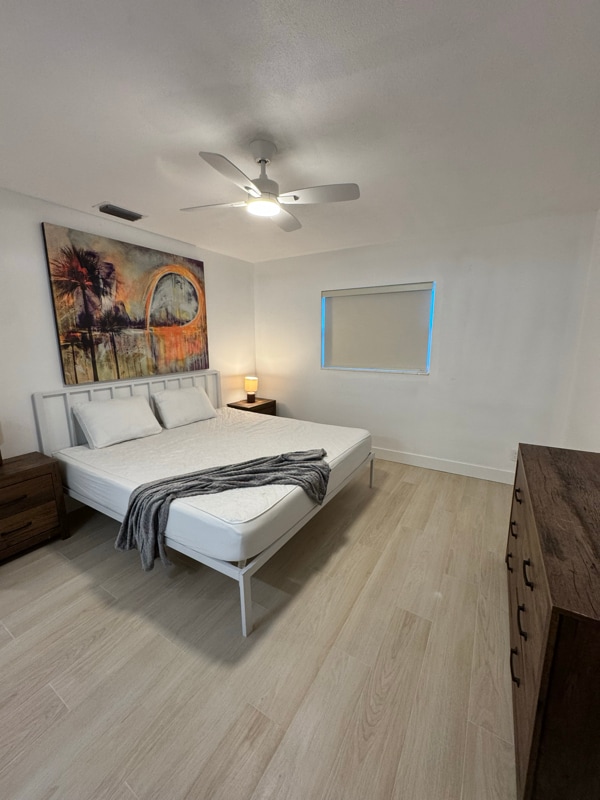 Building Photo - 11423 77th Ave