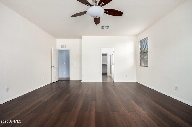 Building Photo - 7842 W Andrea Dr