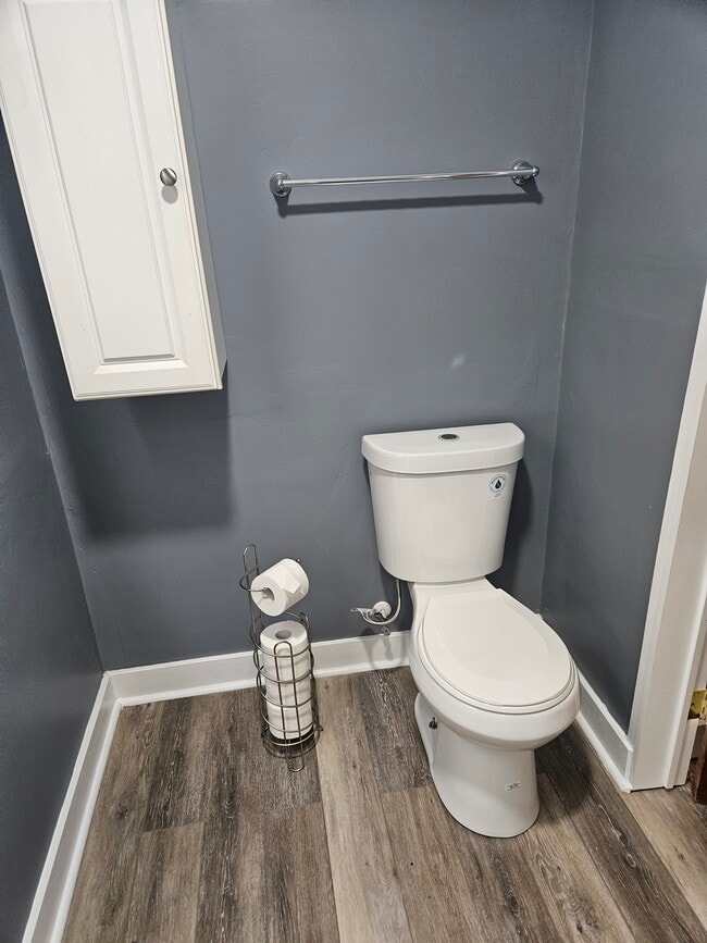 Building Photo - 3909 Patrick Ave