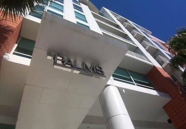 Building Photo - 555 4th St