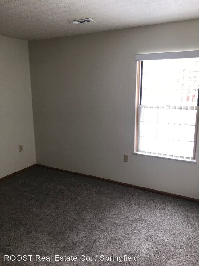 Building Photo - 2 br, 2 bath House - 3985 Covington Drive