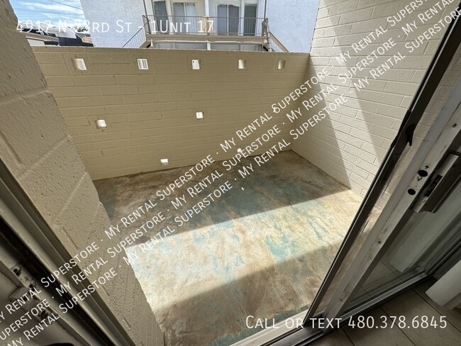 Building Photo - 4917 N 73rd St