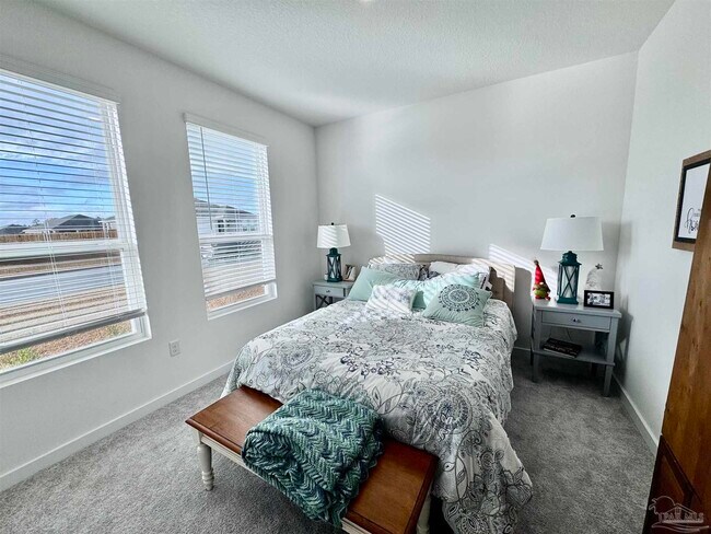 Building Photo - 6330 Buckthorn Cir