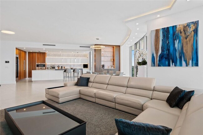 Building Photo - 701 N Fort Lauderdale Beach Blvd