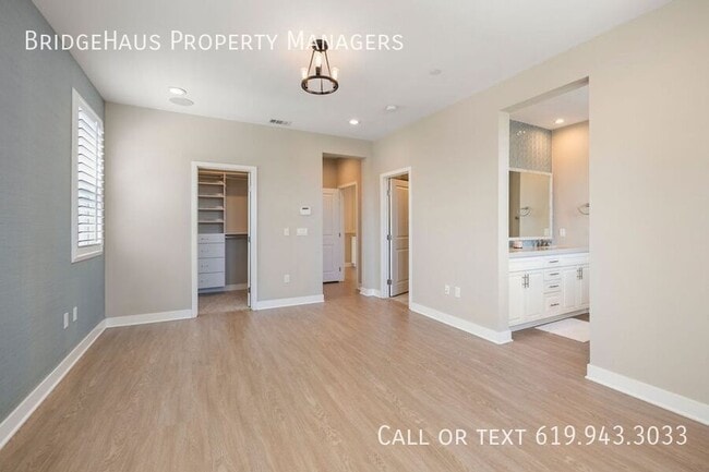 Building Photo - 1105 Hibiscus Way