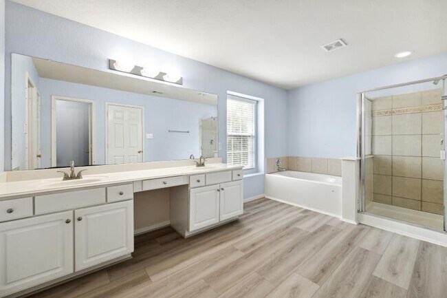 Building Photo - 3119 Creek Arbor Cir