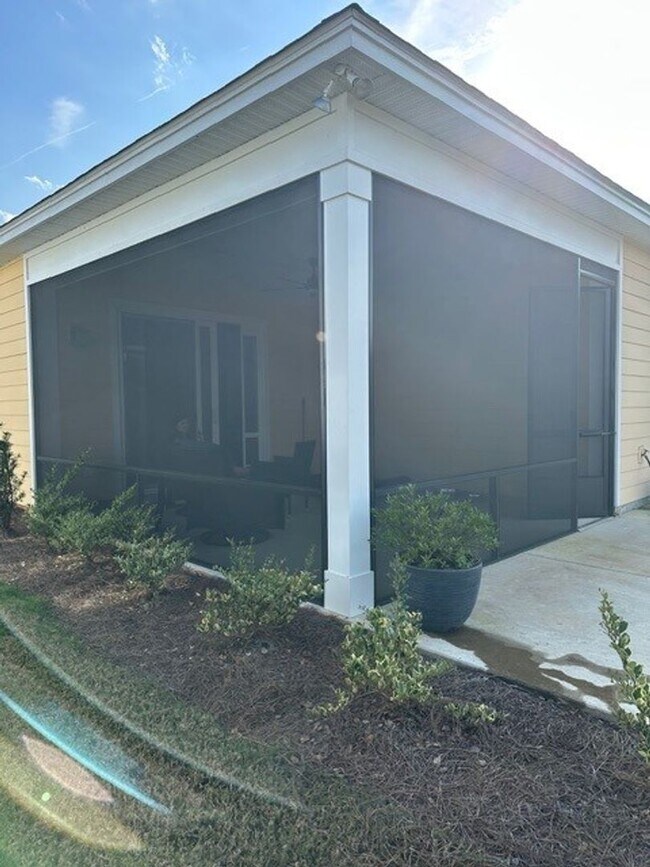 Building Photo - Welcome to Margaritaville 55 + Community