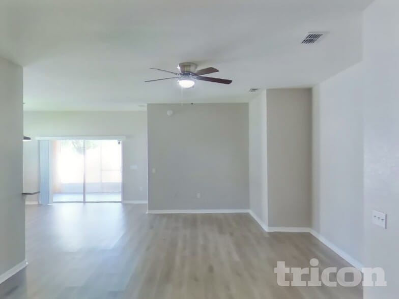 Building Photo - 10744 Carloway Hills Dr