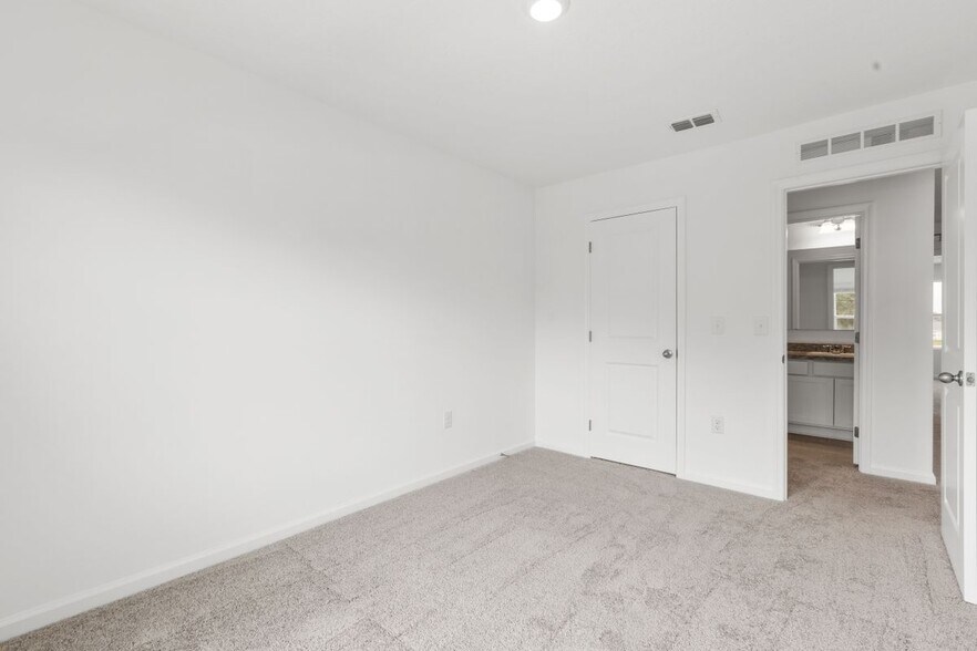 Building Photo - 358 Cadberry Pl