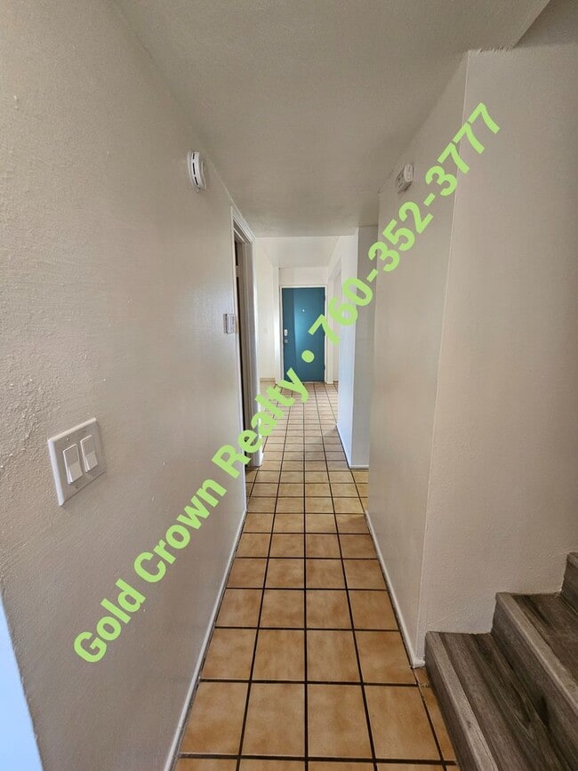 Building Photo - Condo for Rent in Gated Community