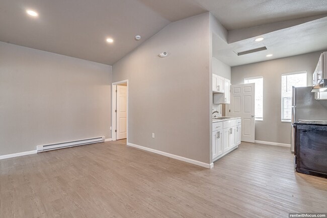 Interior Photo - Lincoln Ridge