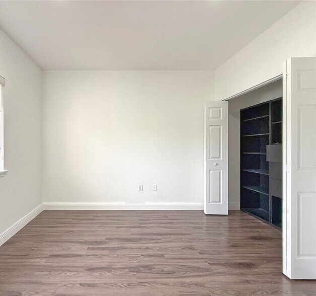 Building Photo - 16562 SW 71st Ter