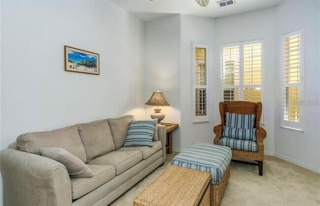 Building Photo - 1604 Triano Cir