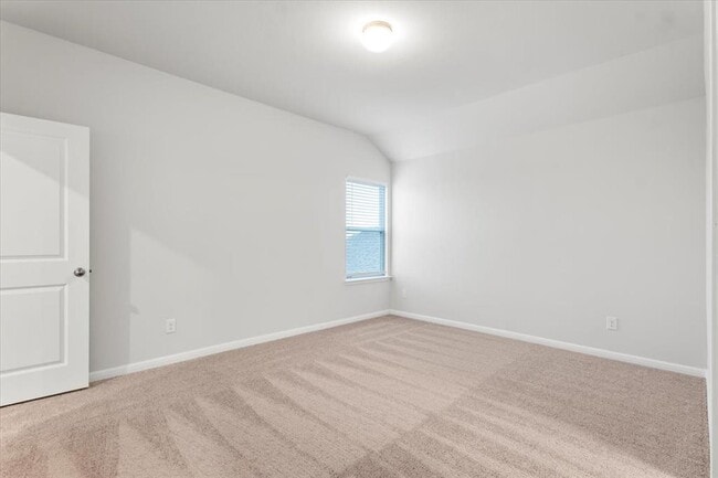 Building Photo - 320 Windstar Rd