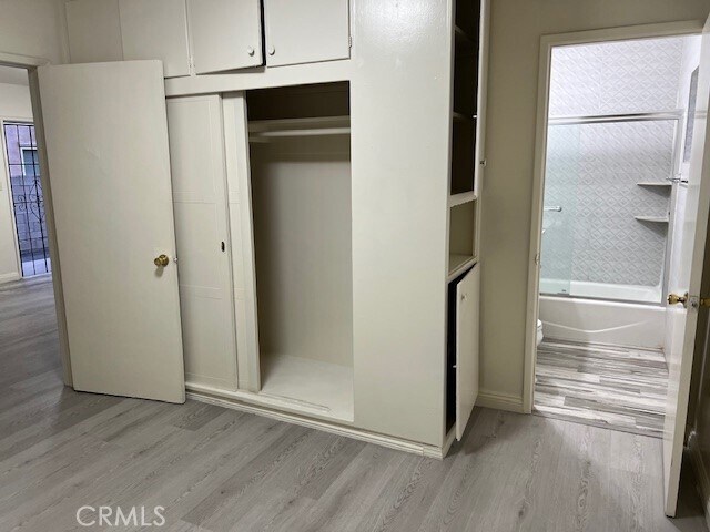 Building Photo - 738 S Stoneman Ave